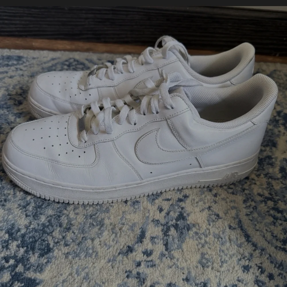 Nike Men's White Sneakers